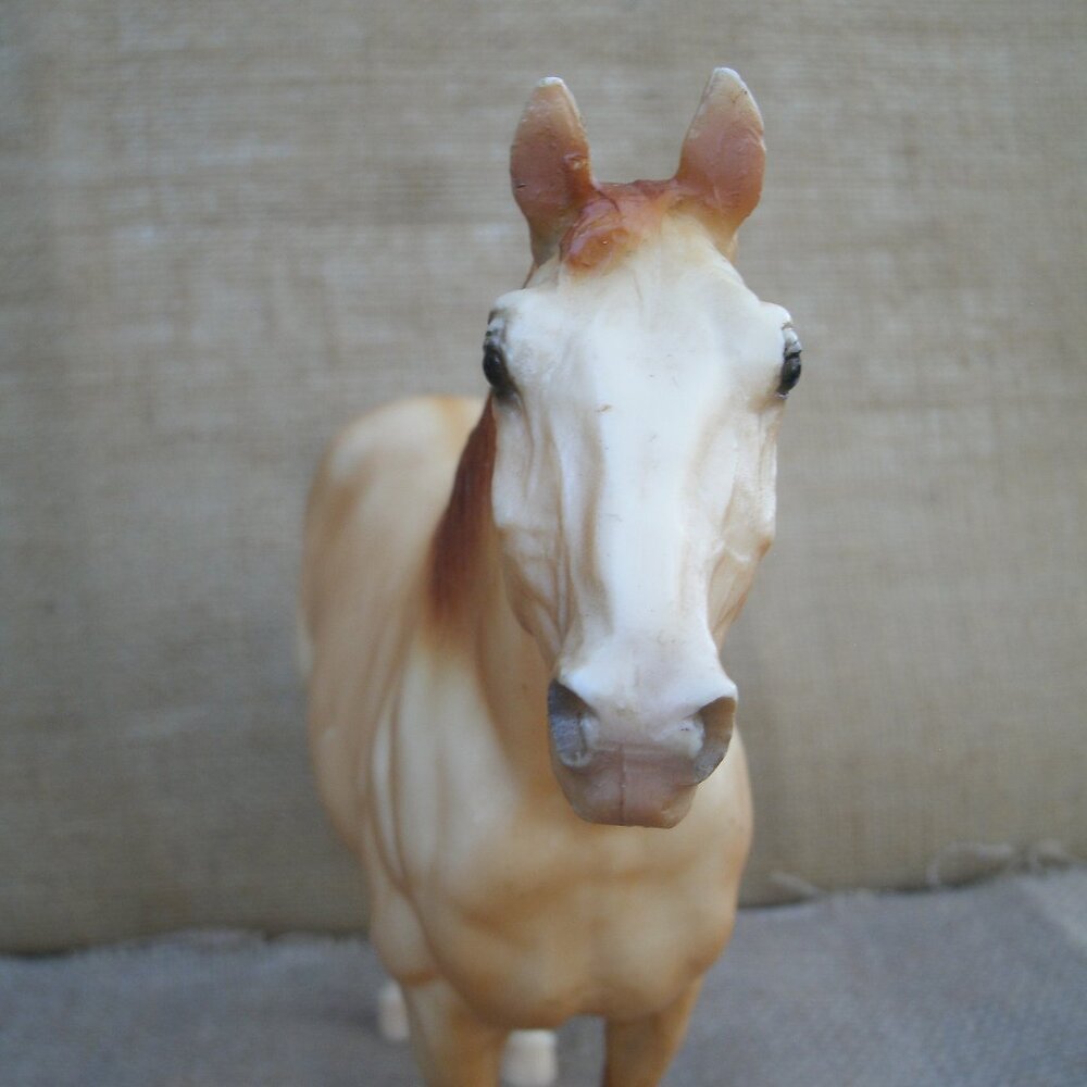 Vintage Breyer Quarter Horse Stallion Apricot Dun Model 705 - Picture 16 of 16